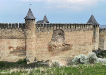 У Хотинській фортеці стався обвал стіни: територію частково закрили для туристів