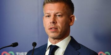 Хто такий Петер Мадяр: що відомо про нового лідера Угорщини та чого очікувати Україні