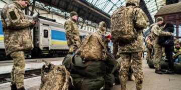 Сирський запровадив обов’язкові ротації: військові на передовій перебуватимуть не довше двох місяців