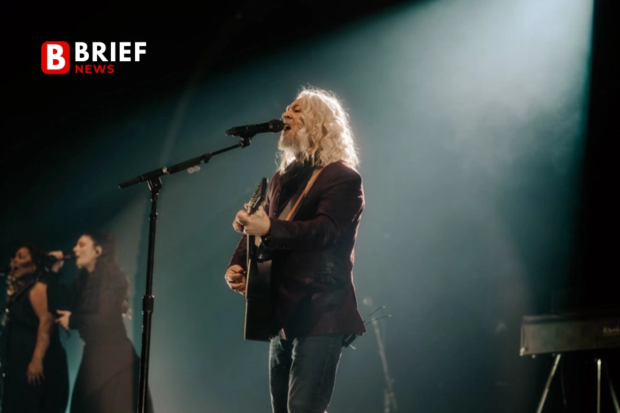 Donnie Darko, у якому прозвучала мінімалістична, майже оголена версія пісні Mad World