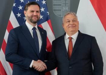 Венс звинуватив Україну у втручанні у вибори в Угорщині через ситуацію з нафтопроводом