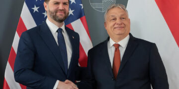 Венс звинуватив Україну у втручанні у вибори в Угорщині через ситуацію з нафтопроводом