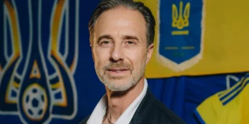 Збірну України з футболу вперше в історії очолив іноземний тренер