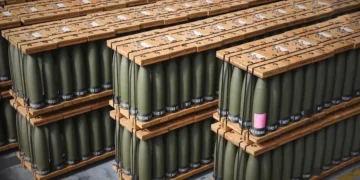 Дев’ять країн залишили коаліцію із закупівлі боєприпасів для України, — FT