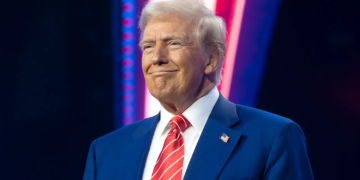 Трамп у захваті від ударів України по Росії та почав сумніватися в силі Москви, – FT