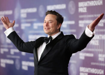 Маск став першим у світі трильйонером: SpaceX провела рекордне IPO і переписала історію багатства