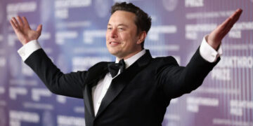 Маск став першим у світі трильйонером: SpaceX провела рекордне IPO і переписала історію багатства