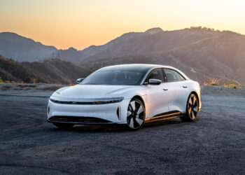 5 електромобілів, які можуть проїхати далі за Tesla Model 3