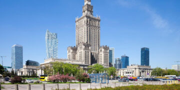 Українці дедалі частіше залишають Польщу: куди переїжджають трудові мігранти