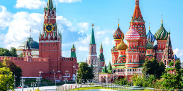 Захід готується до співіснування з цивілізованою Росією після війни, але така реальність може не настати, – Independent