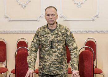 Сирський вперше відповів Федорову: заявив про проблеми з контрактами, мобілізацією та виплатами військовим