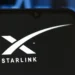 Starlink захоплює небо: які авіакомпанії вже пропонують супутниковий інтернет у літаках
